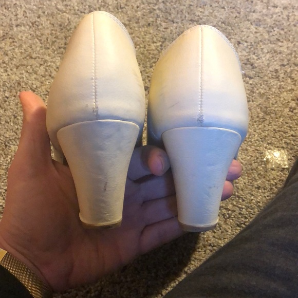 Modcloth B.A.I.T. Halina Shoe in Cream size 10! - Picture 7 of 7